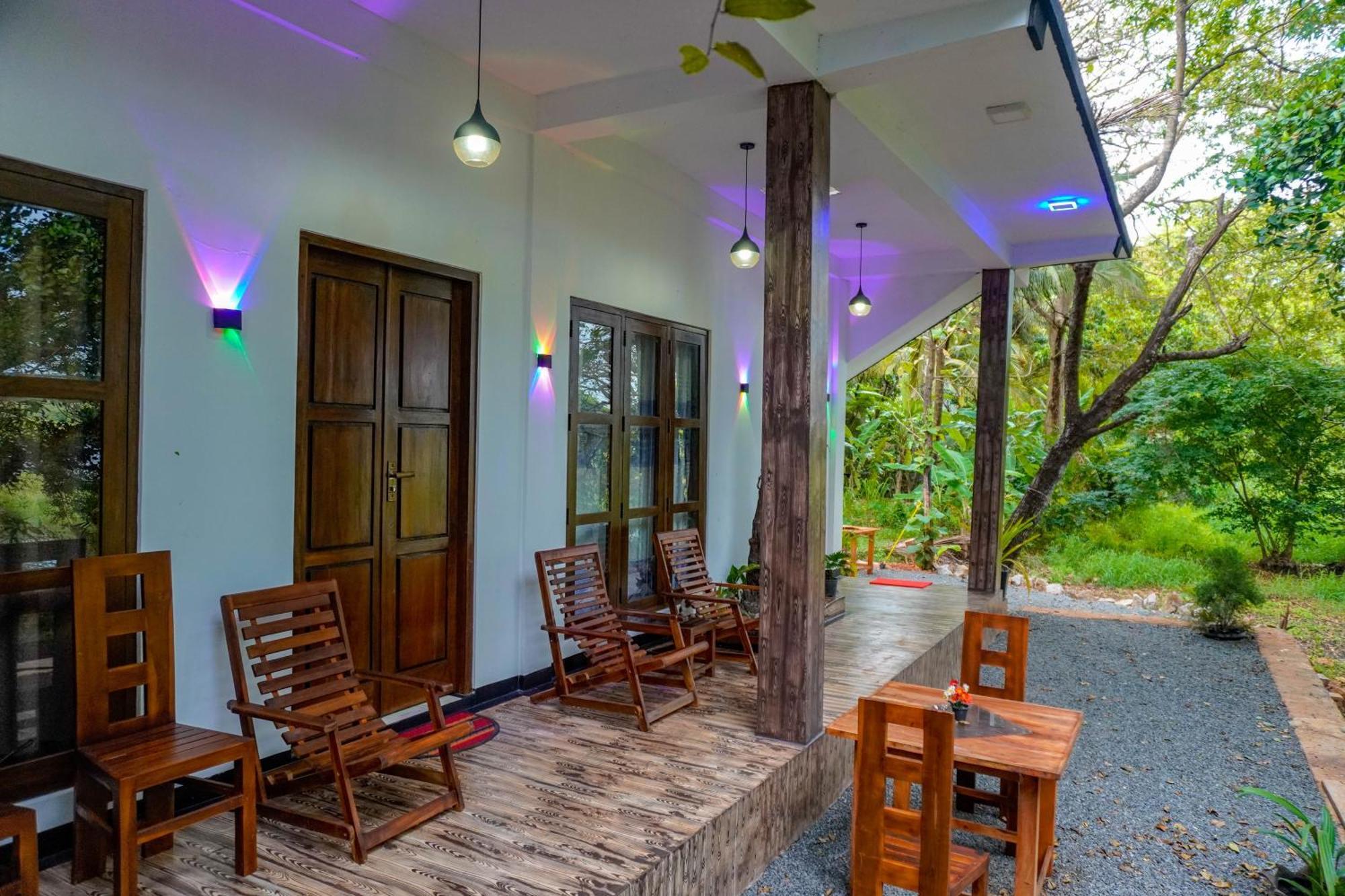 Nature Lotus Villa Дамбула Екстериор снимка